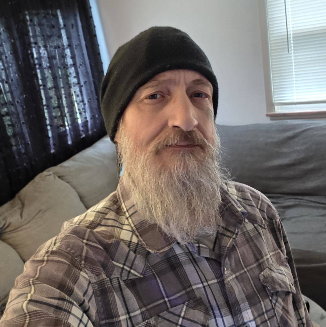 Reply profile picture